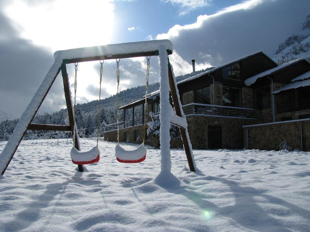 Orizontes Tzoumerkon Hotel Resort Pramanta Bagian luar foto